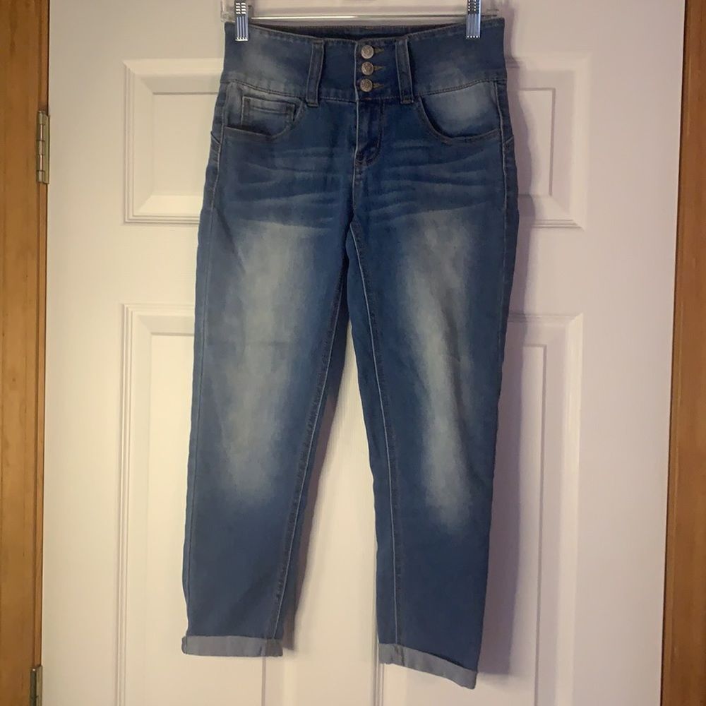 Paris Blues Capri Jeans Size 3‎